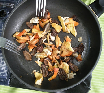 Do mushrooms need to be cooked? Do you have to wash them?